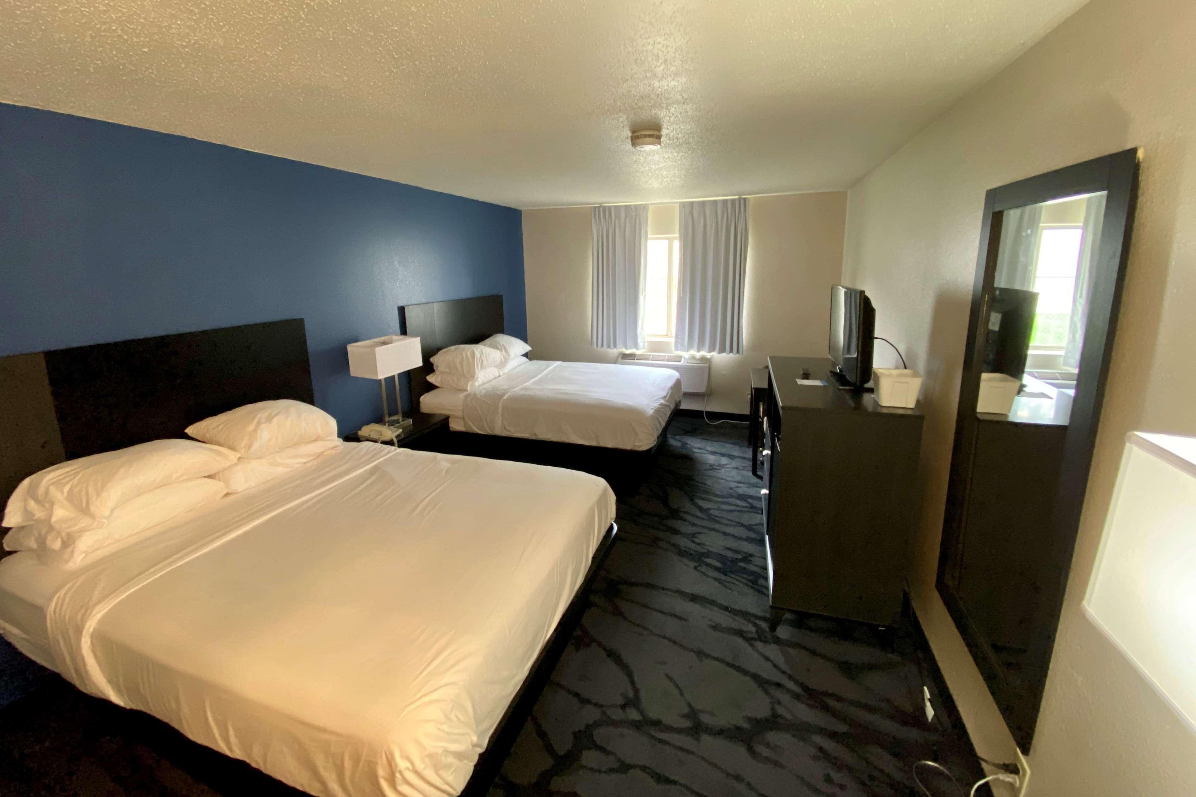 Hotel Baymont By Wyndham Swanton Exterior foto